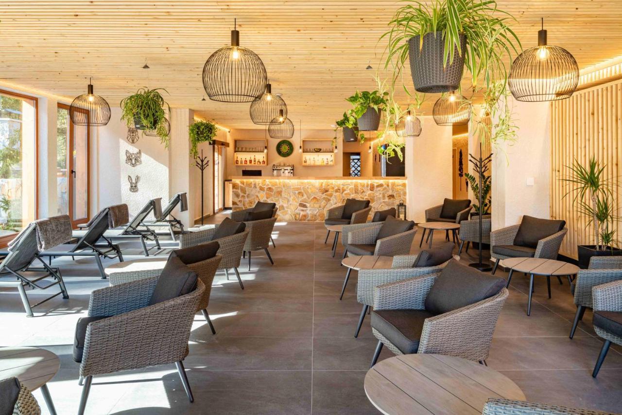 Wellness Hotel Ondrasuv Dvur Bila  Eksteriør billede