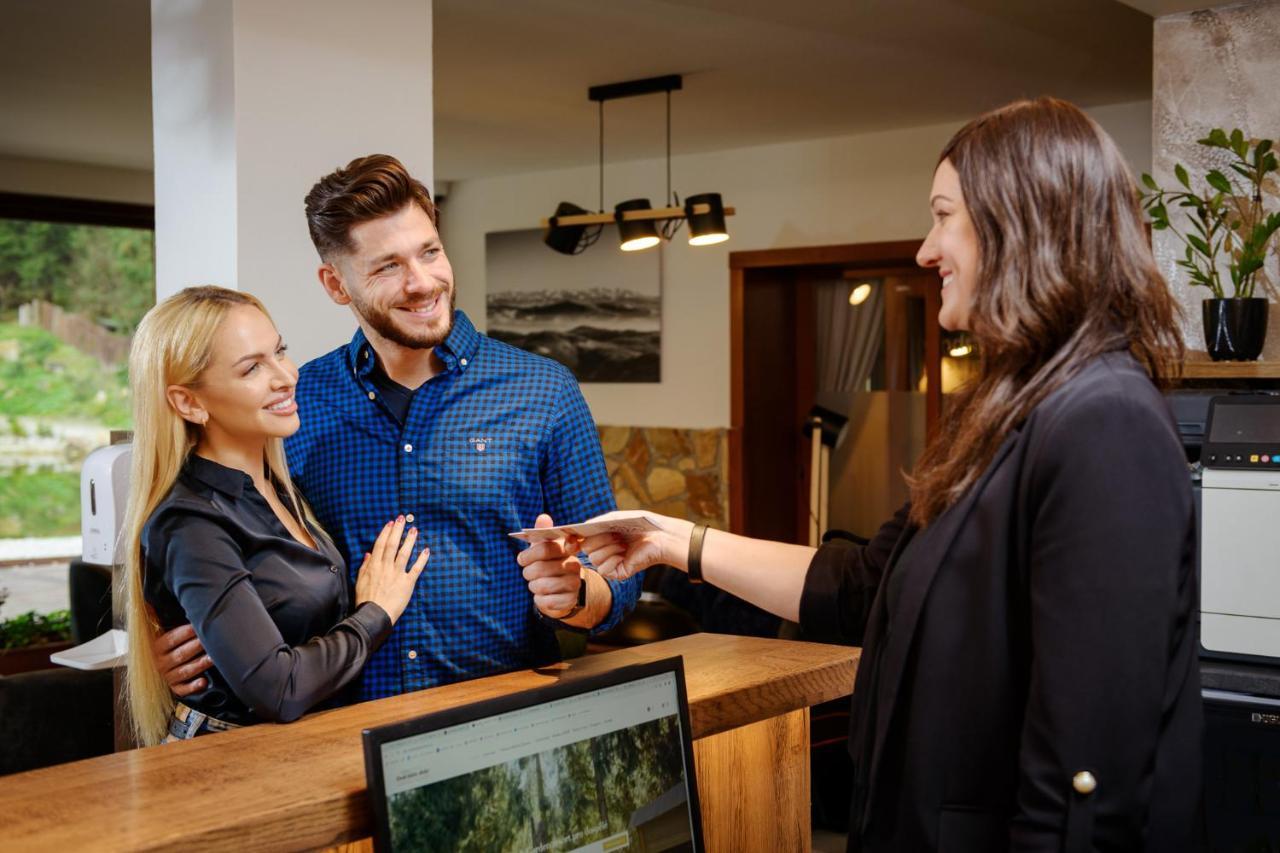 Wellness Hotel Ondrasuv Dvur Bila  Eksteriør billede